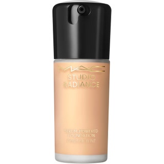 MAC Cosmetics Studio Radiance Serum-Powered Foundation