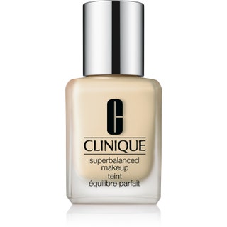 Clinique Superbalanced Makeup