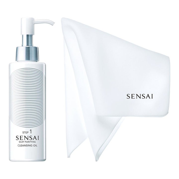 Silky Purifying Cleansing Oil Step 1