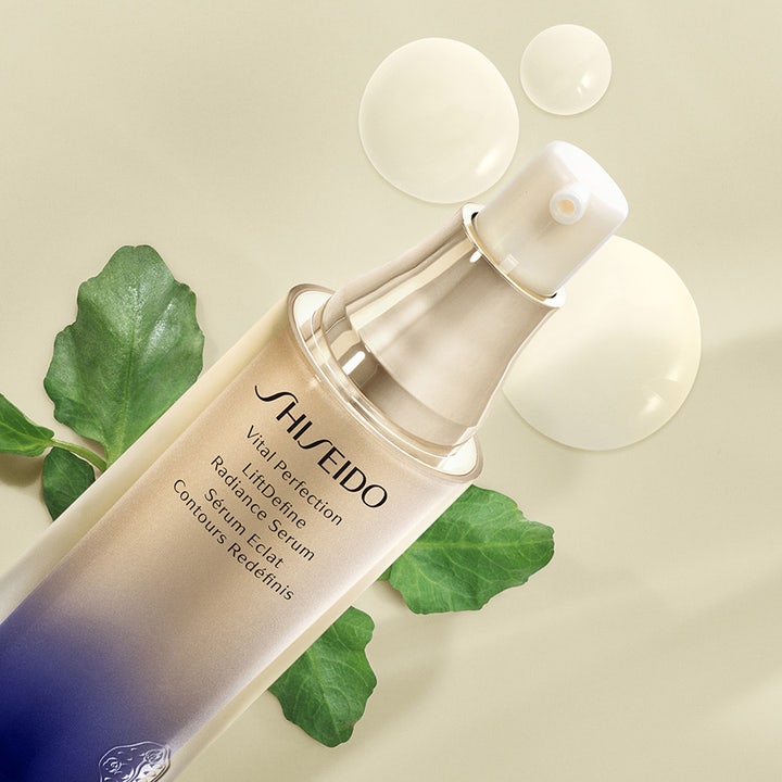 Vital Perfection Liftdefine radiance serum