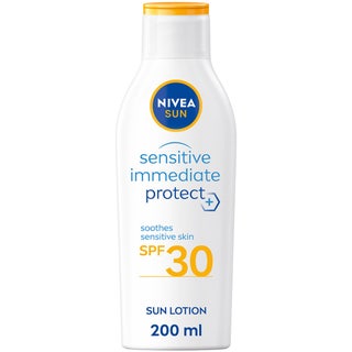 NIVEA Sensitive Immediate Protect Soothing Sun Lotion