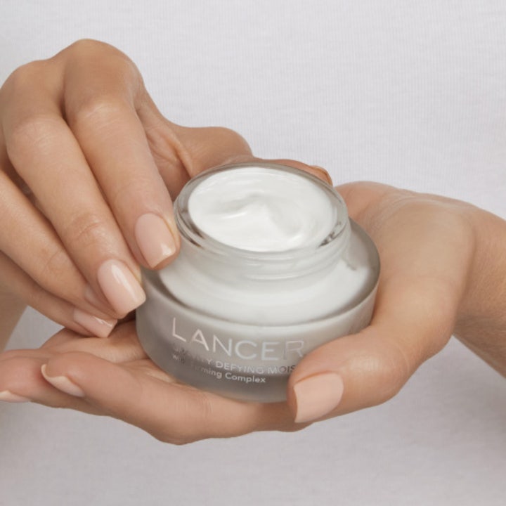 Gravity Defying Moisturizer With Firming Complex