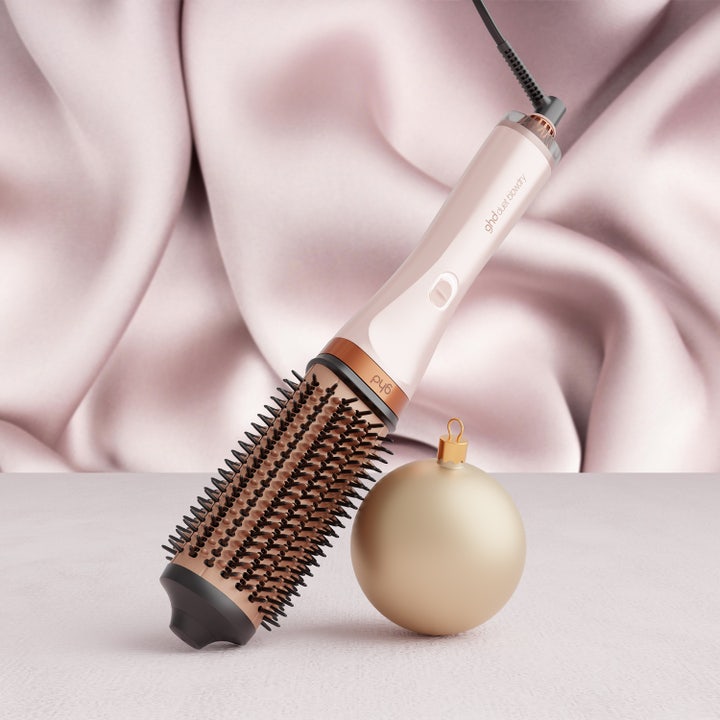 Duet Blowdry 2-in-1 Hair Dryer Brush - Festive Gift Set In Cashmere Beige